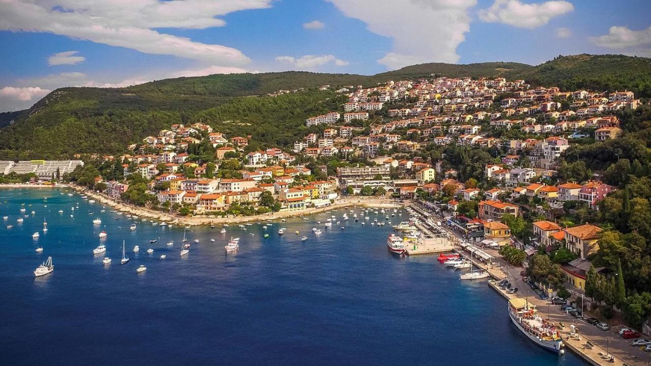 Apartment Vanilla I With Beautiful Seaview Rabac Eksteriør billede