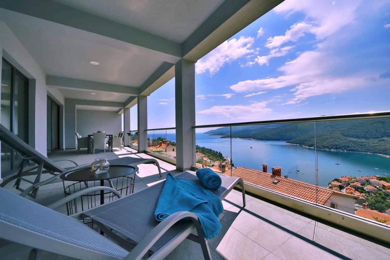 Apartment Vanilla I With Beautiful Seaview Rabac Eksteriør billede