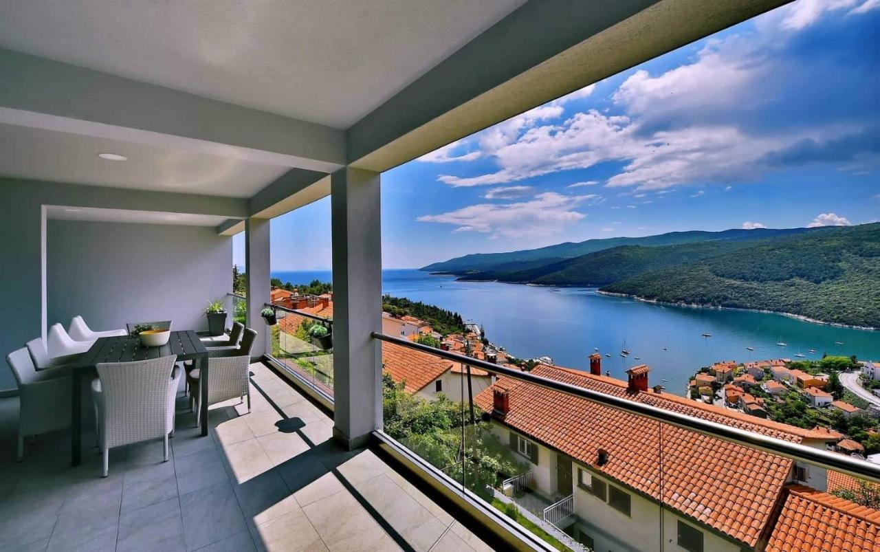 Apartment Vanilla I With Beautiful Seaview Rabac Eksteriør billede