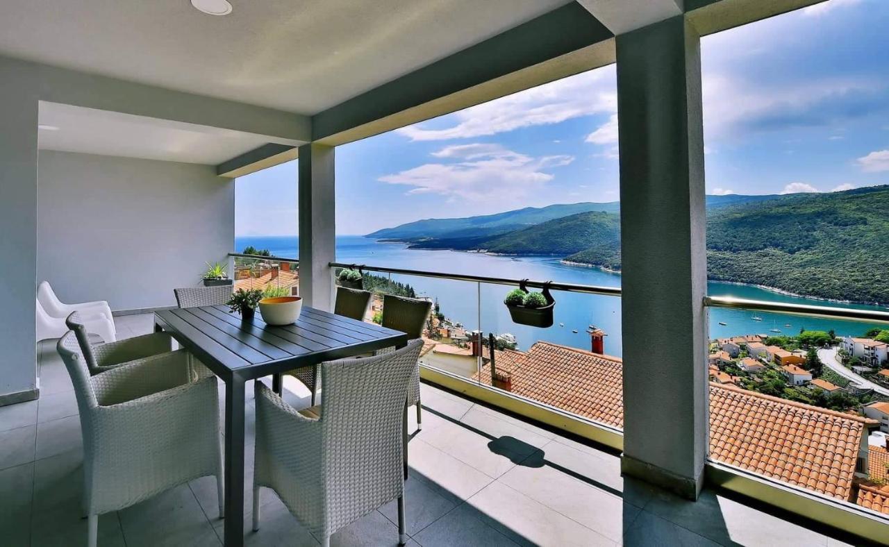 Apartment Vanilla I With Beautiful Seaview Rabac Eksteriør billede