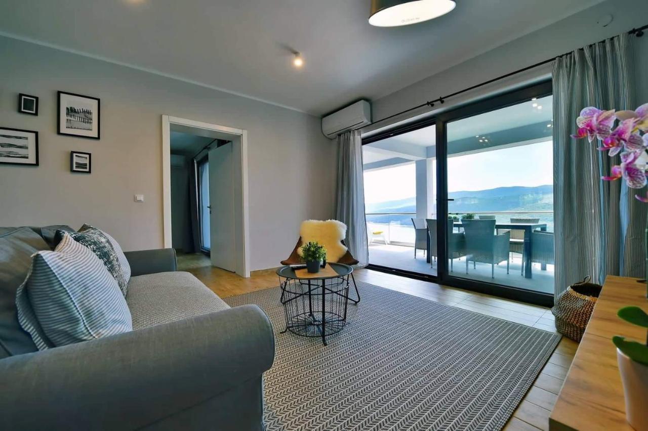 Apartment Vanilla I With Beautiful Seaview Rabac Eksteriør billede