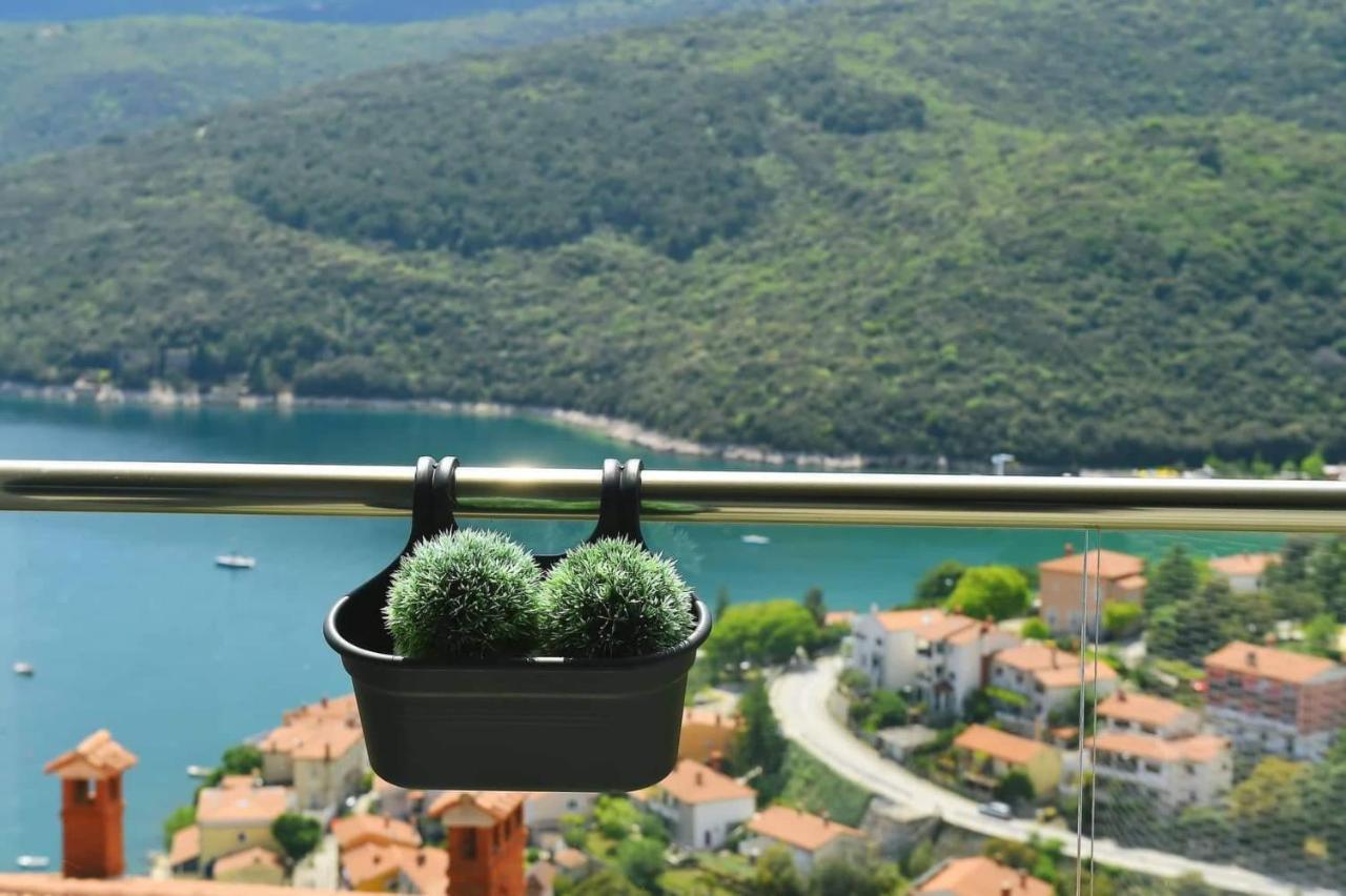 Apartment Vanilla I With Beautiful Seaview Rabac Eksteriør billede